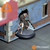 Carnevale - TTCGR-GFT-008 - ESCAPED MADMAN